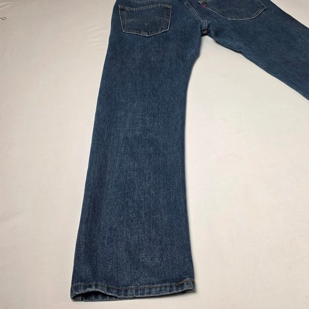 Wrangler Jeans Mens Straight Fit 31x30 Blue Medium Wash Denim 5-Pocket Classic‎